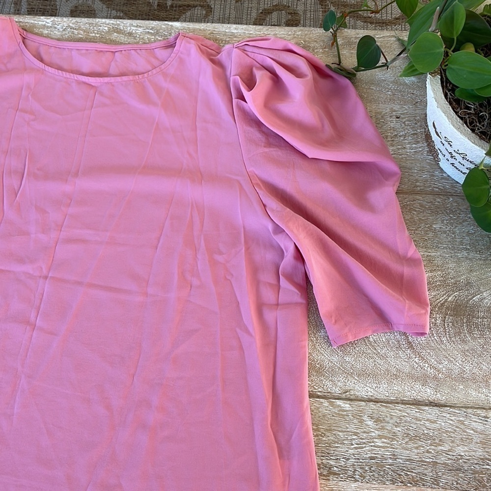 𝅺NWT Sovelen Woman’s Casual Puff Sleeve Blouse - Picture 4 of 6